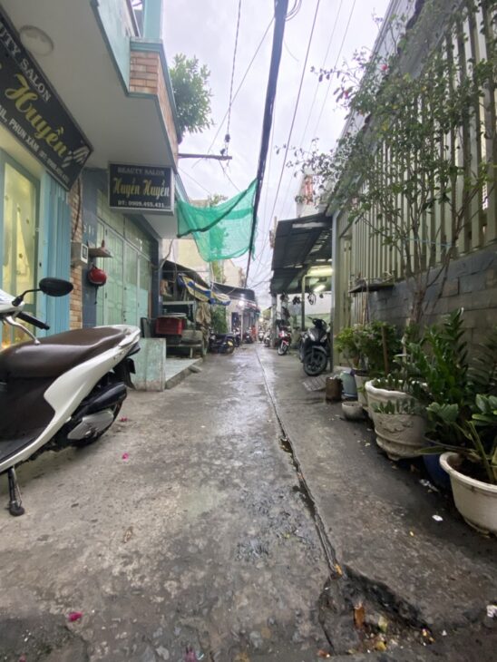 CHỈ 4.25 TỶ, CÓ NHÀ HẺM ĐƯỜNG PHẠM THẾ HIỂN P4Q8, DT: (41M2 ) 3 TẦNG + Nhà 3 lầu 3 Phòng ngủ, 2