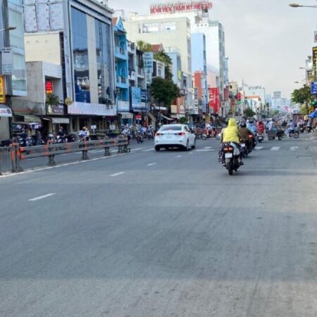 Mặt tiền Dương Bá Trạc 45tr/th 4 tầng đúc chỉ 12 tỷ 8