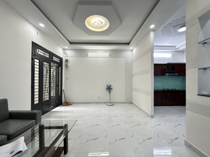 Nhà 4 Tầng Ngọc Thụy Long Biên, 52m², 4PN, 3WC, Ngõ Rộng, Giá Hấp Dẫn!”
