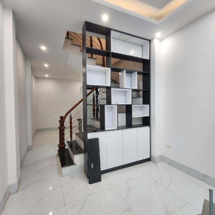 Siêu Hiếm, Bán Nhà Ngọc Thụy Long Biên, ngõ thông Ô tô đỗ cửa, tiện ích bạt ngàn, Hàng xóm KĐT Khai