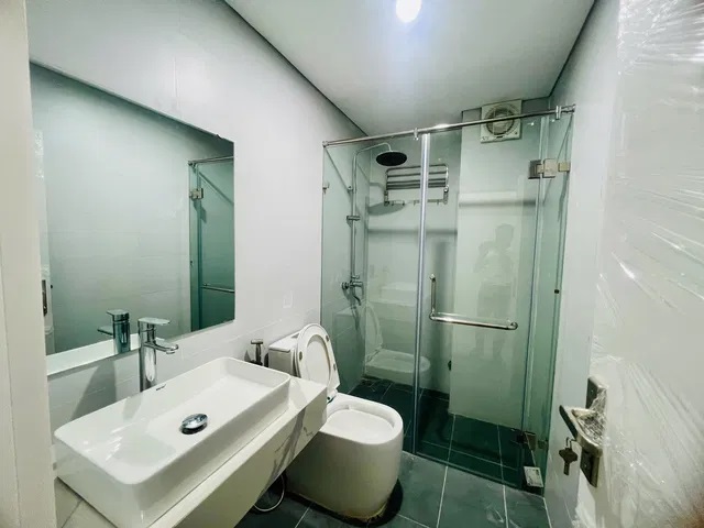 SIÊU Phẩm nhà liền kề ô tô đỗ cổng phố Thái Hà , diện tích 40 m2 x 4 tầng 13.3 tỷ