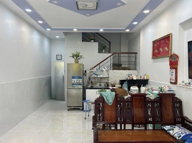 Nhà 5 TẦNG HẺM XE TẢI PHẠM VĂN HAI – 5 TẦNG BTCT KIÊN CỐ – GIÁ CHỈ 9 TỶ