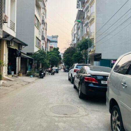 Cực hiếm tại phố Ngô quyền Hà Đông ô tô đỗ cửa 8 tỷ.