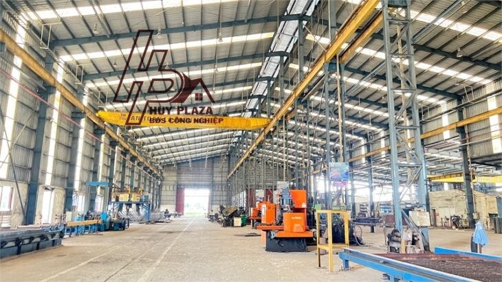 nhà xưởng kêt cấu kiên cố , phù hợp ngành nghề cơ khí, có công đoạn xi mạ