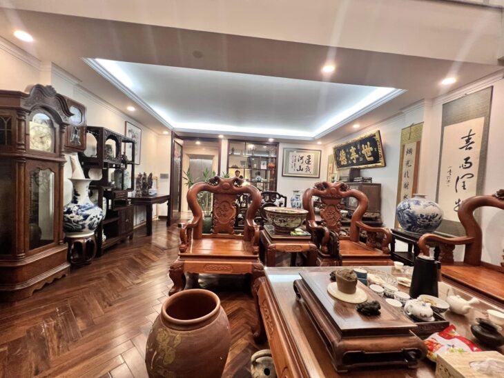 ⚜️ Phân Lô Sát Phố Ô tô tránh Hào Nam, Đống Đa, 65m2 8T Thang máy MT 5.6m, Chỉ 28.5 Tỷ ⚜️