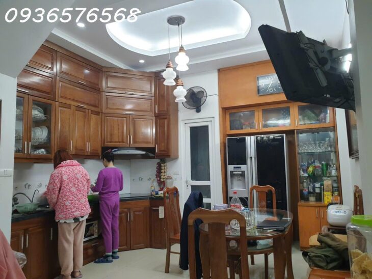 BÁN GẤP NHÀ MÊ TRÌ SIÊU ĐẸP 52M2 5T MT 4.3M GIÁ 10TY THƯƠNG LƯỢNG OTO ĐỖ CÁCH 10M LH: 0936576568