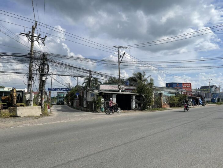 Nhà bán sân vườn, dt 445m², 4PN, 2WC, Bến Lức, Long An – 4 tỷ55