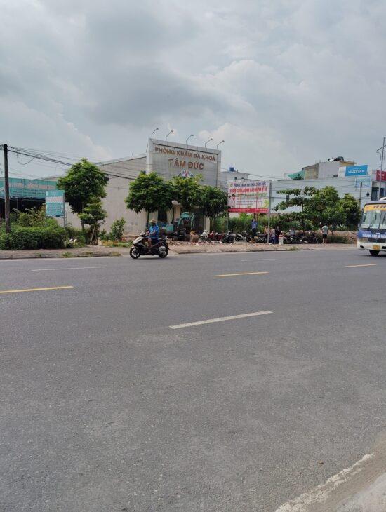 Bán lô đất giữa chợ Nội, Đông Xuân diện tích 130.8m2 giá chỉ 2.25 tỷ