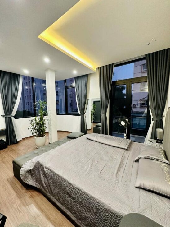 BIỆT THỰ VIP..!,THANG MÁY XỊN, FULL NỘI THẤT – PHÂN LÔ – LÔ GÓC VỈA HÈ CỰC RỘNG- 3 MẶT THOÁNG – 20M