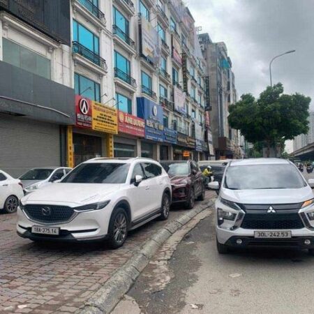 BÁN TÒA VP MẶT PHỐ PHỐ NGUYỄN XIỂN, THANH XUÂN, 2 THOÁNG. 168M, 9 TẦNG, MT: 7M BÁN TÒA VP MẶT PHỐ PHỐ NGUYỄN XIỂN, THANH XUÂN, 2 THOÁNG. 168M, 9 TẦNG, MT: 7M