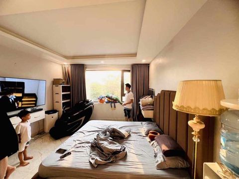 BÁN NHÀ MĂT PHỐ + 1 MẶT NGÕ NGUYỄN HY QUANG – ĐÔNG ĐA, KD Ô TÔ, VỈA HÈ: 52M, 4T, MT: 4M