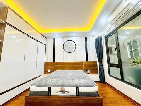 BÁN NHÀ MỚI CỨNG, LÔ GÓC, ĐẸP MÊ LY: PHÚC TÂN – HOÀN KIẾM: 28M, 5T, MT: 4M, 6.35 TỶ