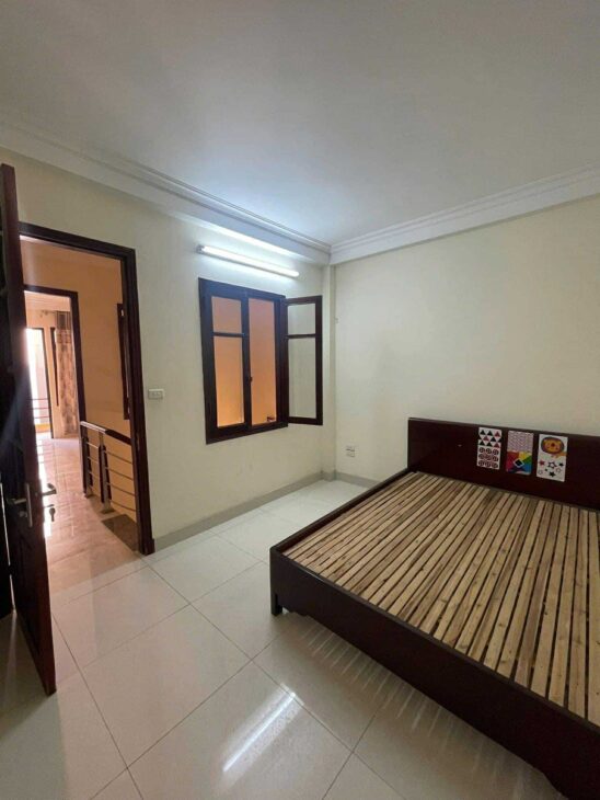 HOT Bán nhà Mỹ Đình, NTL ở hoặc cho thuê, 40m2 mặt tiền 4m, 3 Tầng, gần phố, sổ đẹp nở hậu.