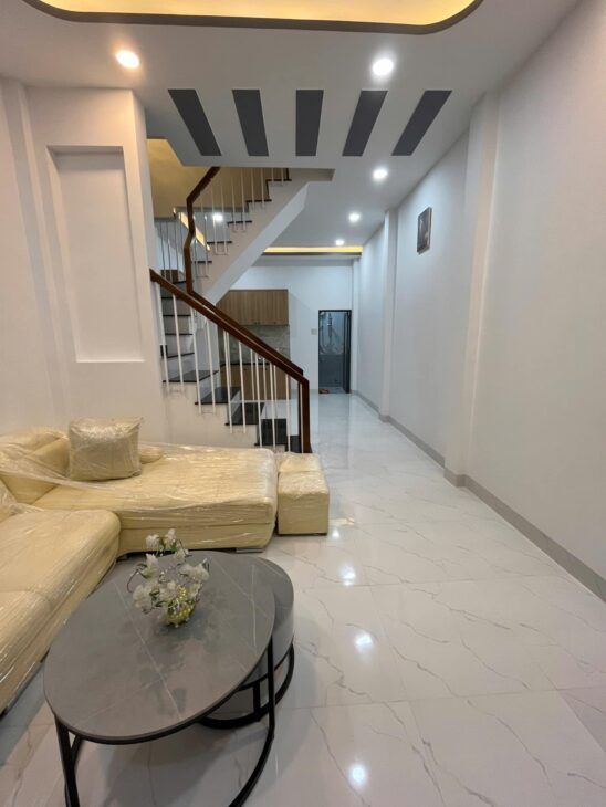 Nhà 2 tầng đường Hoà Trung – Vĩnh Hoà,Nha Trang. ????Giá : 2tỷ250