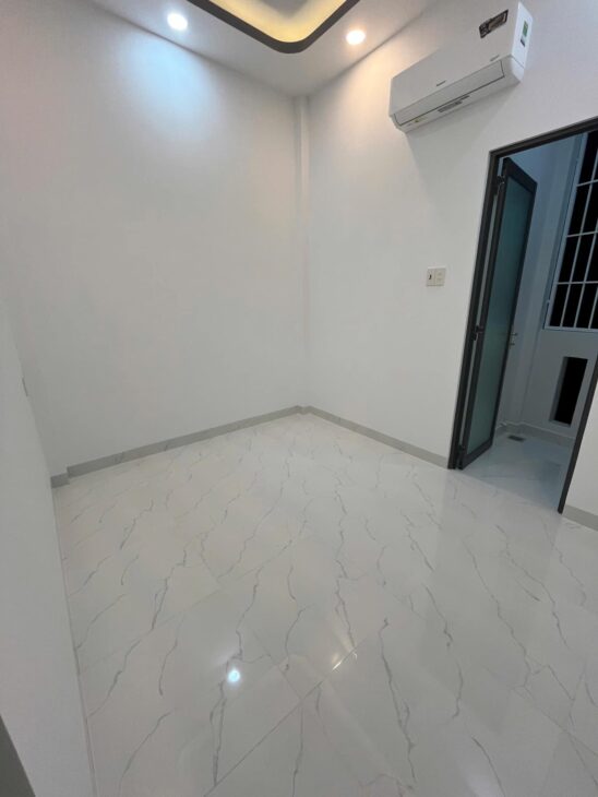 Nhà 2 tầng đường Hoà Trung – Vĩnh Hoà,Nha Trang. ????Giá : 2tỷ250