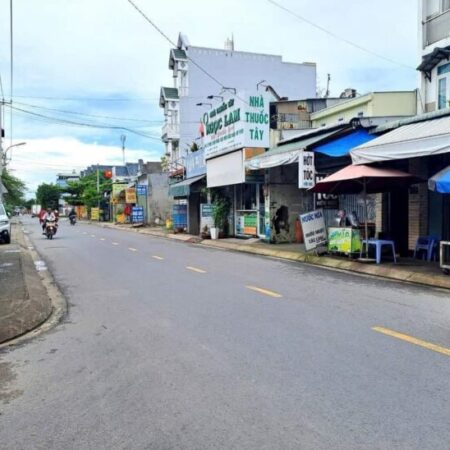 Bán nhà mặt tiền 26x66m giá 40 tỷ Đường Phạm Thị Giây Bán nhà mặt tiền 26x66m giá 40 tỷ Đường Phạm Thị Giây