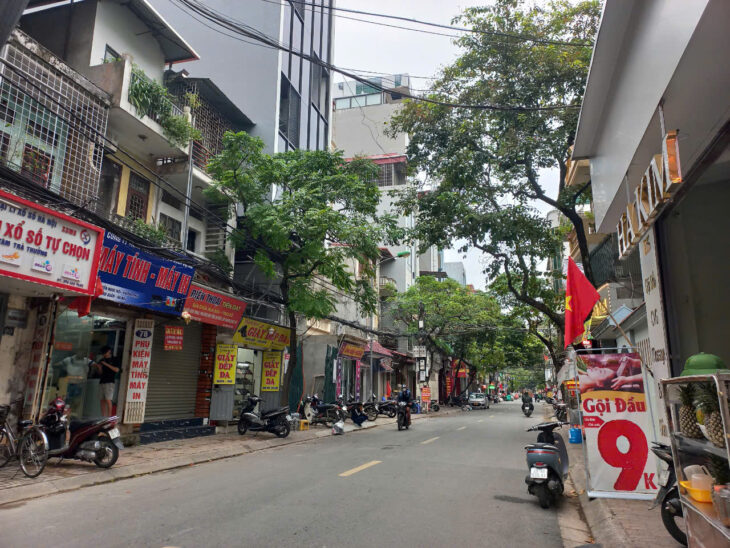 BÁN NHÀ MẶT PHỐ THANH XUÂN – VỈA HÈ KINH DOANH – 105M 5 TẦNG THANG MÁY – GIÁ 3X TỶ