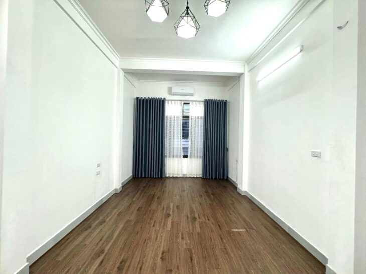 BÁN NHÀ NGUYỄN XIỂN, THANH XUÂN – PHÂN LÔ OTO TRÁNH, KINH DOANH – 30M2, 4 TẦNG – CHỈ 8.X TỶ