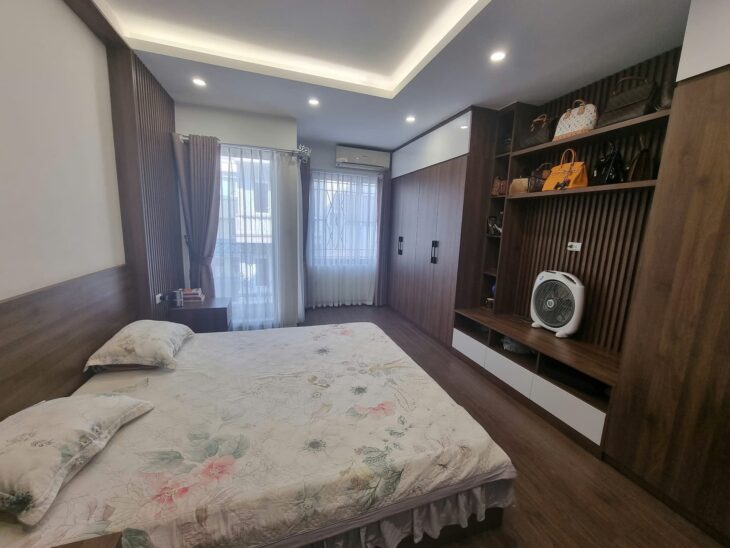 BÁN NHÀ CHIẾN THẮNG VĂN QUÁN HÀ ĐÔNG – PHÂN LÔ OTO KINH DOANH – 5T MT4M; GIÁ 13.XTỶ
