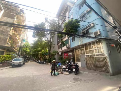 BÁN NHÀ LÔ GÓC, 3 ÔTÔ TRÁNH, VỈA HÈ, 5 NGỦ, KD, XÃ ĐÀN – ĐỐNG ĐA: 22M, 5T, GIÁ 9.5 TỶ