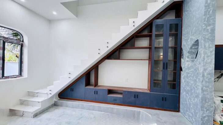 CHỈ HƠN 1 TỎI A/C ĐÃ SỞ ĐƯỢC CĂN NHÀ 2 TẦNG VỪA HOÀN THIỆN – CÁCH TP NHA TRANG 20PH DI CHUYỂN