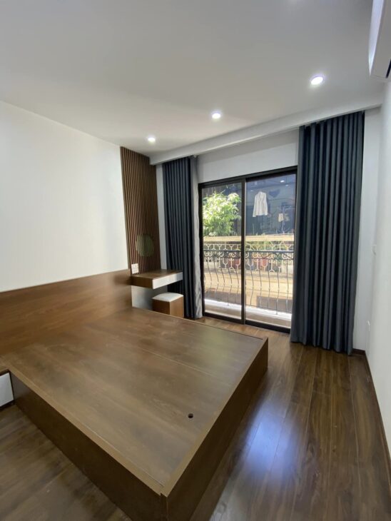 TÒA CHUNG CƯ MINI MỚI Ở HOÀNG HOA THÁM, 50M2*7T*4M 11 PHÒNG CHO THUÊ ĐẠT 60TR – GIÁ 12 TỶ