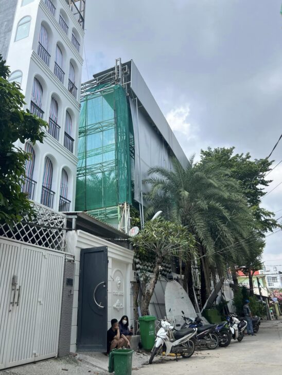 NHÀ LÊ ĐỨC THỌ 4.6*11.5 – 5TẦNG CHỈ 6.2tỷ