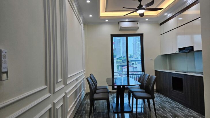Bán nhà phân lô Huy Du, Nam Từ Liêm, 7 tầng thang máy, 35m2, mặt tiền 4m