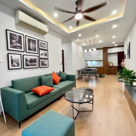Gia đình e có căn hộ tầng trung căn góc Hồ Gươm Plaza 76m2 2 ngủ full đồ giá 4,9 tỷ