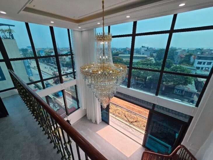 Cần bán nhà 50m2, 7 tầng, MT 6m, lô góc, 22 tỷ, mặt đường Âu Cơ – Tây Hồ