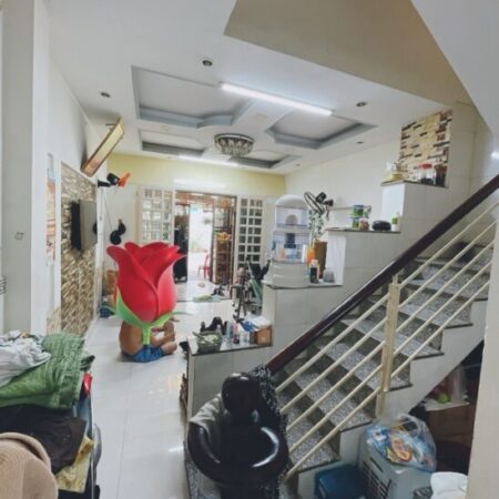 NHÀ MẶT TIỀN ĐƯỜNG SỐ 42 QUẬN 4 – KHU DÂN CƯ ĐỒNG BỘ- DIỆN TÍCH SỬ DỤNG 139m2 – 9 TỶ.