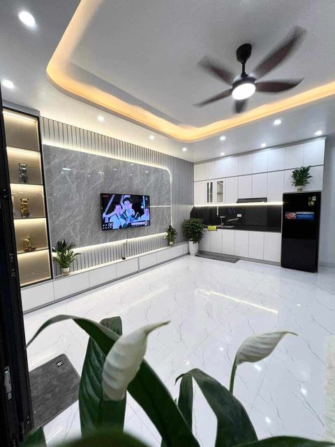 BÁN NHÀ SIÊU ĐẸP, 4 NGỦ, KD TỐT: KHÂM THIÊN – ĐỐNG ĐA: 42M, 4T, CHỈ 6.85 TỶ