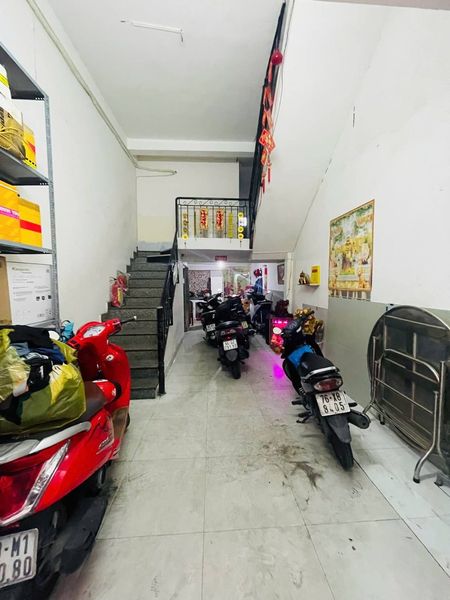 Đường Cầm Bá Thước Quận Phú Nhuận Phường 7.