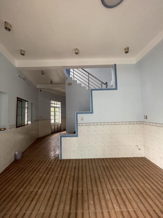 NHÀ NGAY CHỢ HÓC MÔN – HXH – 85M2. Chỉ 3,3 tỷ