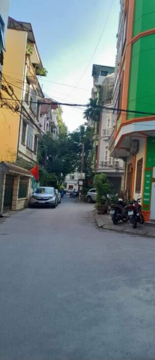 Hiếm có khó tìm – Hoàng Hoa Thám – lô góc – Ô chờ thang máy – 65m chỉ nhỉnh 9 tỷ Hiếm có khó tìm – Hoàng Hoa Thám – lô góc – Ô chờ thang máy – 65m chỉ nhỉnh 9 tỷ