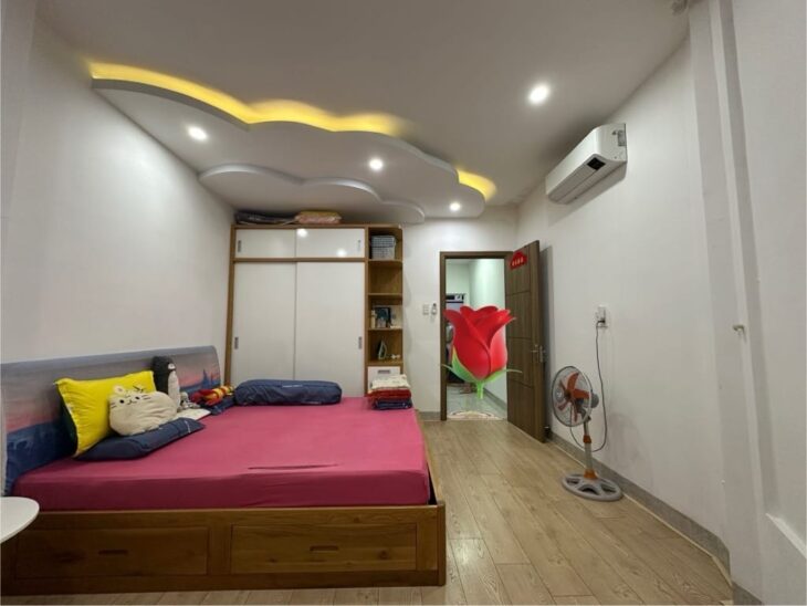 BÁN NHÀ 2 TẦNG, 2 PN, 2 WC, 38M2, NGAY Q.8 – GIÁ 4.9 TỶ – VỊ TRÍ VÀNG, SỔ HỒNG RIÊNG HOÀN HẢO CHO