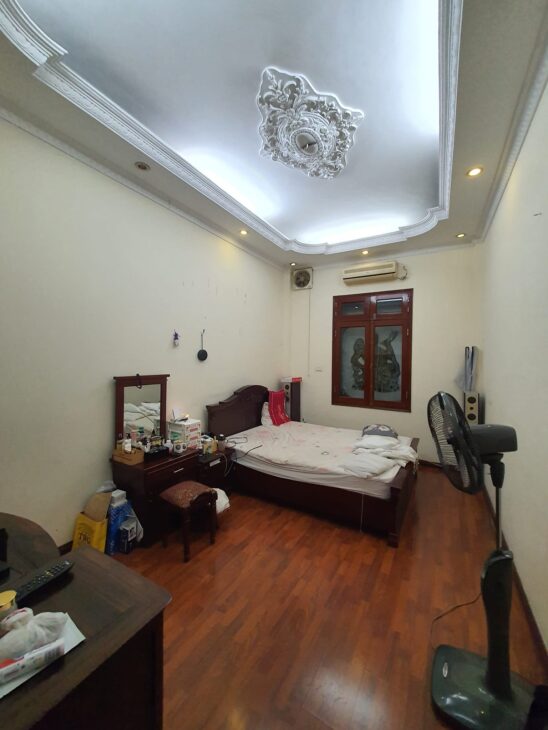 SIÊU PHẨM PHÂN LÔ MẶT NGÕ KHUẤT DUY TIẾN