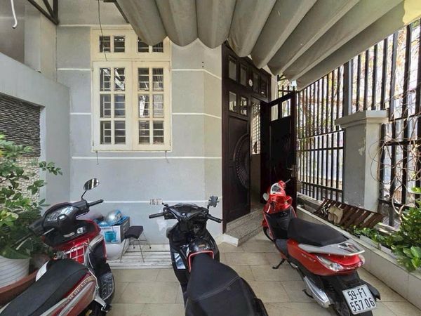 MẶT TIỀN ĐƯỜNG SỐ 25 TÂN QUY , QUẬN 7 – 4 TẦNG – NGANG 5 – Giá 9Ty9.