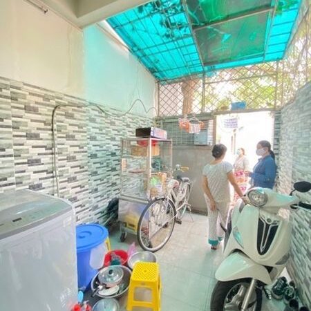 Bán nhà Hẻm 3 gác ,2 lầu ,30m2, gần chợ Phan Văn Trị nhỉnh giá 3.XXX tỷ đường Nơ Trang Long