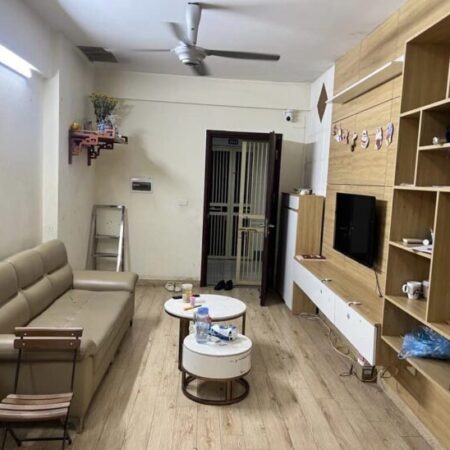 Bán chung cư Sài Đồng diện tích 67m giá 3,2 tỷ tầng cao