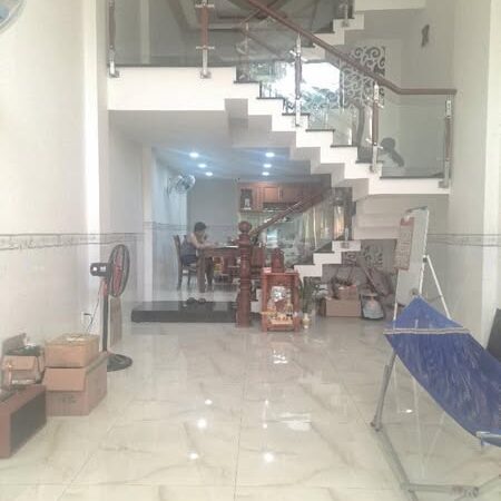 KHU AN NINH – DÂN TRÍ CAO- HÀ HUY GIÁP – QUẬN 12- XE HƠI NGỦ TRONG NHÀ – (4M*15M)