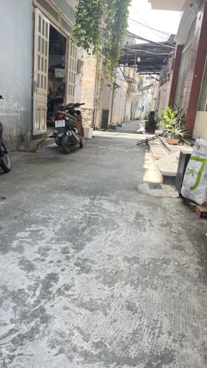 CHỈ 2,85 TỶ CÓ NHÀ 43M2 KHU VIP GẦN TRƯỜNG CĐ VIỄN ĐÔNG QUẬN 12.