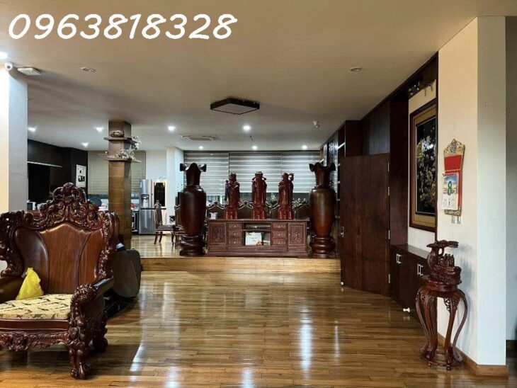 TRUNG TÂM CẦU GIẤY – LONG LANH, LỘNG LẪY, XA HOA, ĐẲNG CẤP NHẤT KĐT LÃO THÀNH CÁCH MẠNG DT: 300m2