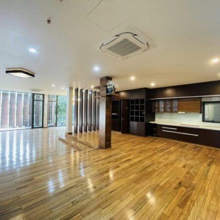 ????ĐẲNG CẤP????Biệt thự KĐT Lão thành Cách mạng 300m 6T, Vị trí kim cương, 152 tỷ ????ĐẲNG CẤP????Biệt thự KĐT Lão thành Cách mạng 300m 6T, Vị trí kim cương, 152 tỷ