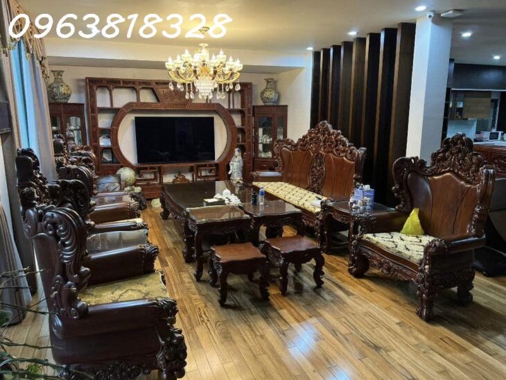 TRUNG TÂM CẦU GIẤY – LONG LANH, LỘNG LẪY, XA HOA, ĐẲNG CẤP NHẤT KĐT LÃO THÀNH CÁCH MẠNG DT: 300m2