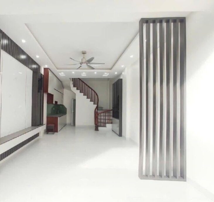 BÁN NHÀ DÂN TỰ XÂY MẬU LƯƠNG, GẦN CHỢ, DT 40M2, 4 NGỦ, TIỆN ÍCH VÔ VÀN, GIÁ 6.2 TỶ,