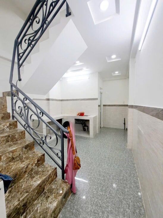 SIÊU PHẨM NHÀ CHỈ 1 SẸC ĐƯỜNG CHIẾN LƯỢC HXH 5M THÔNG, 3 TẦNG BTCT.