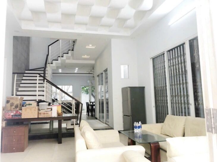 NHÀ 3 TẦNG 170M2,ĐƯỜNG LINH ĐÔNG, LINH ĐÔNG THỦ ĐỨC, 12.6Tỷ.