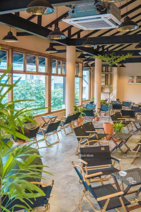 Siêu phẩm! Mặt phố Nguyễn Chí Thanh. Diện tích 200m2, mặt tiền 15m. Đẹp nhất phố