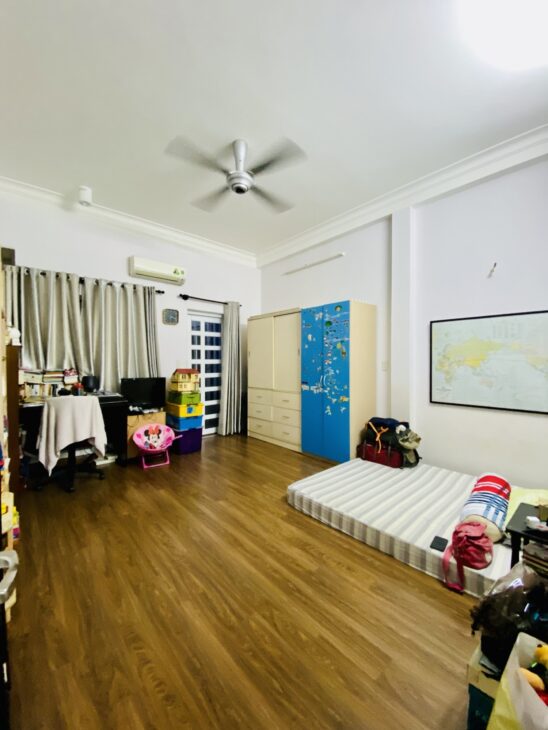 Chỉ 7.6 tỷ, nhà ngay NGUYỄN VĂN TRỖI, PN, 70M2, sổ đẹp: